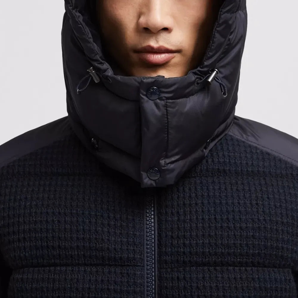 Moncler Lagdei Short Down Jacket