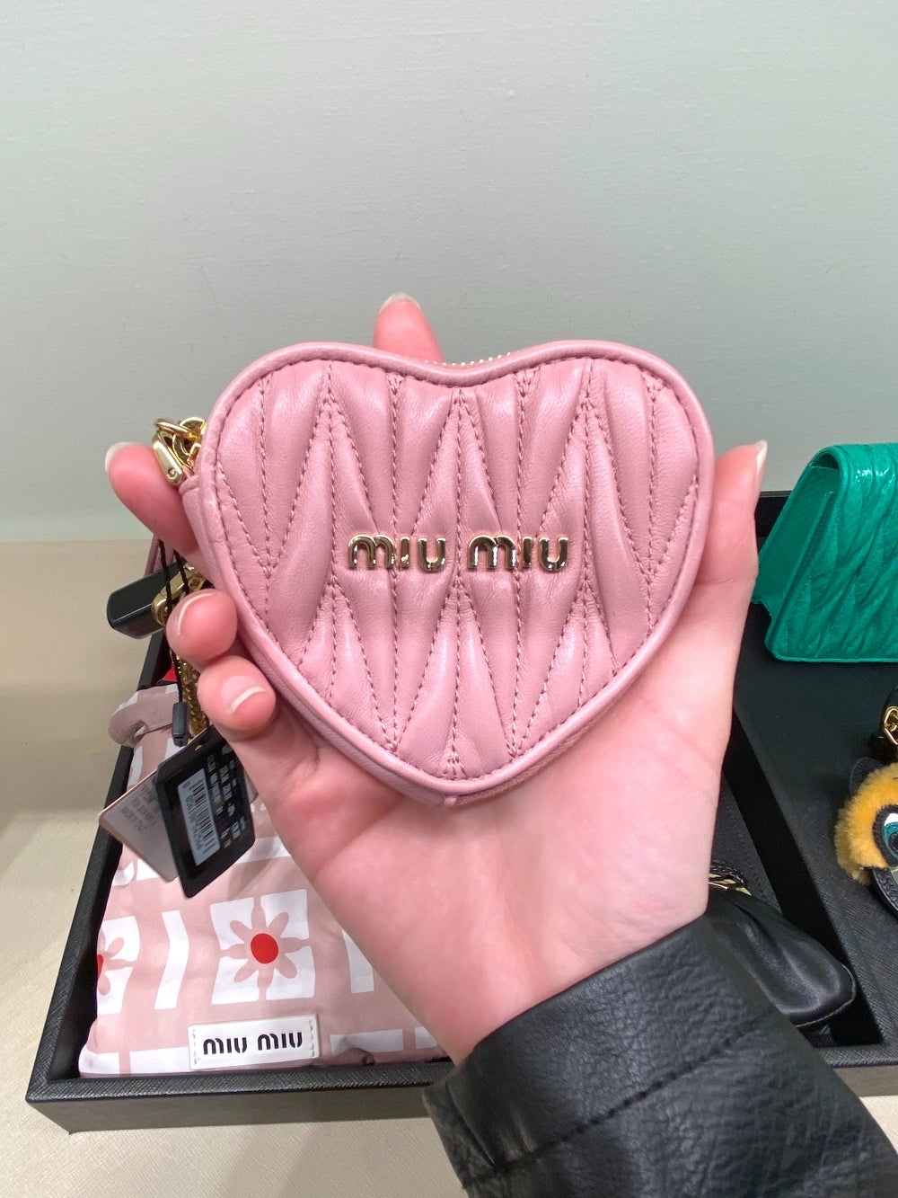 Miu Miu Matelasse Matelasse Heart Coin Purse 5TL358